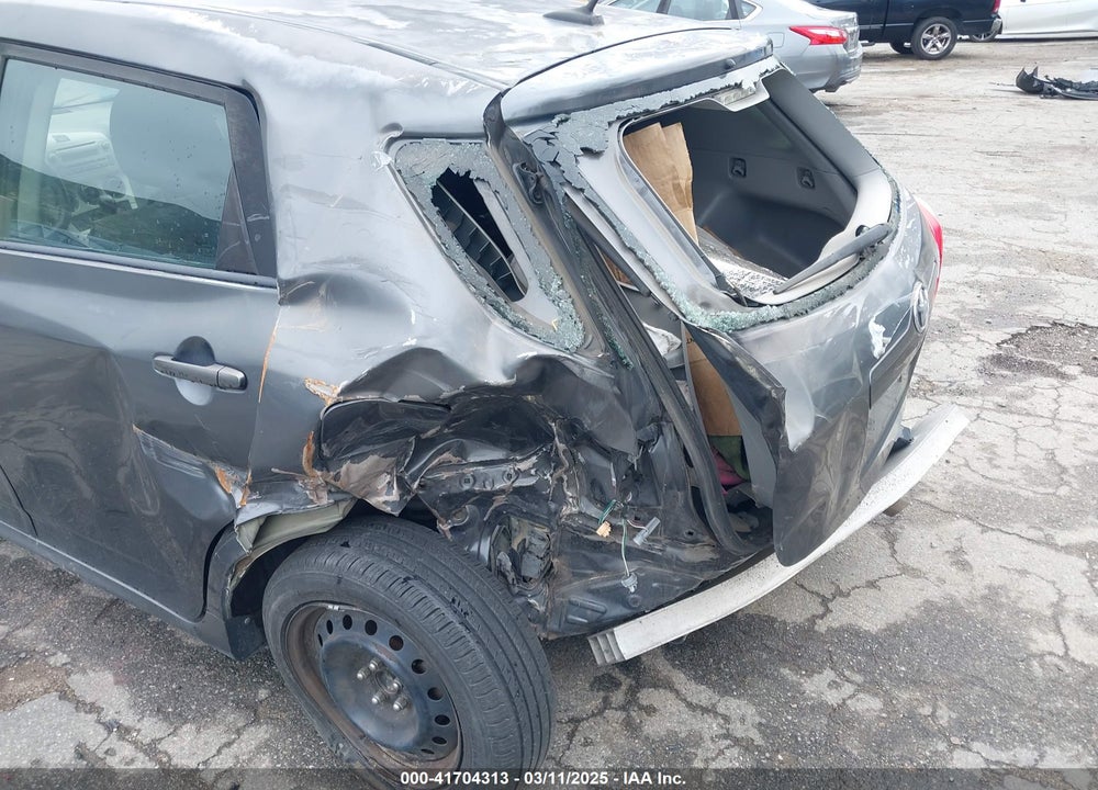 2011 TOYOTA MATRIX VIN: 2T1KU4EE2BC566145