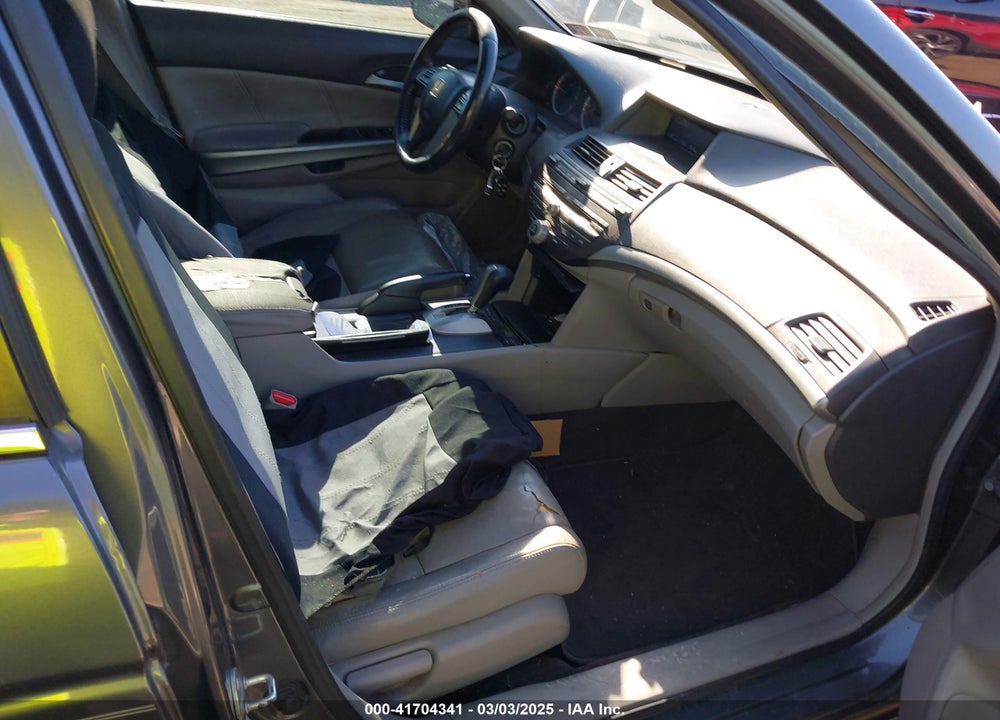 2009 HONDA ACCORD 2.4 EX-L VIN: 1HGCP26889A030244