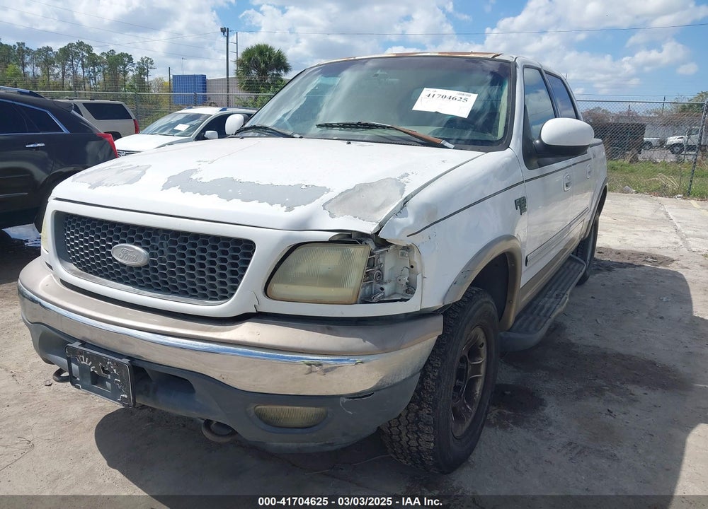 2002 FORD F-150 LARIAT/XLT VIN: 1FTRW08L02KA10457