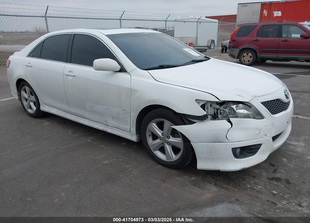 2011 TOYOTA CAMRY SE VIN: 4T1BF3EK5BU658827