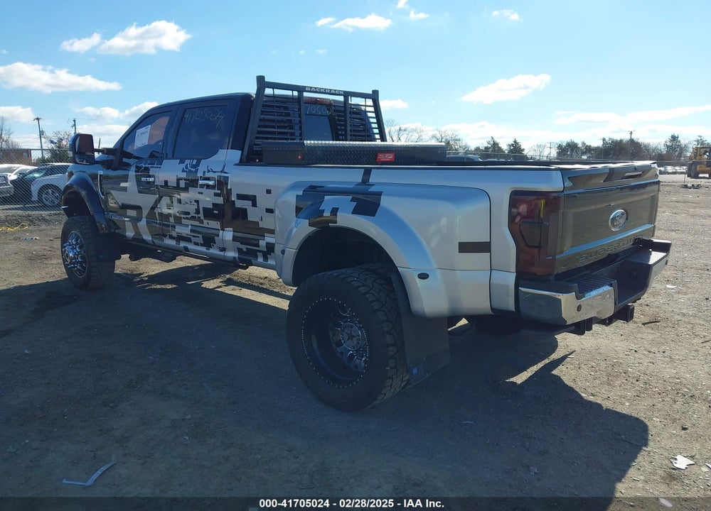 2017 FORD F-450 LARIAT VIN: 1FT8W4DT5HEB32487