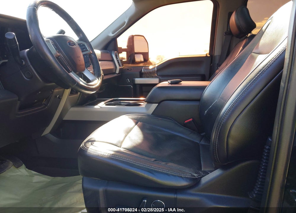 2017 FORD F-450 LARIAT VIN: 1FT8W4DT5HEB32487