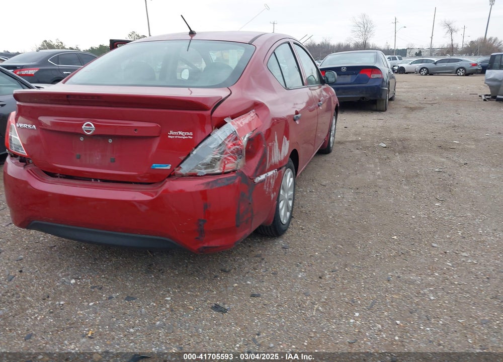 2015 NISSAN VERSA 1.6 S+ VIN: 3N1CN7AP8FL943173