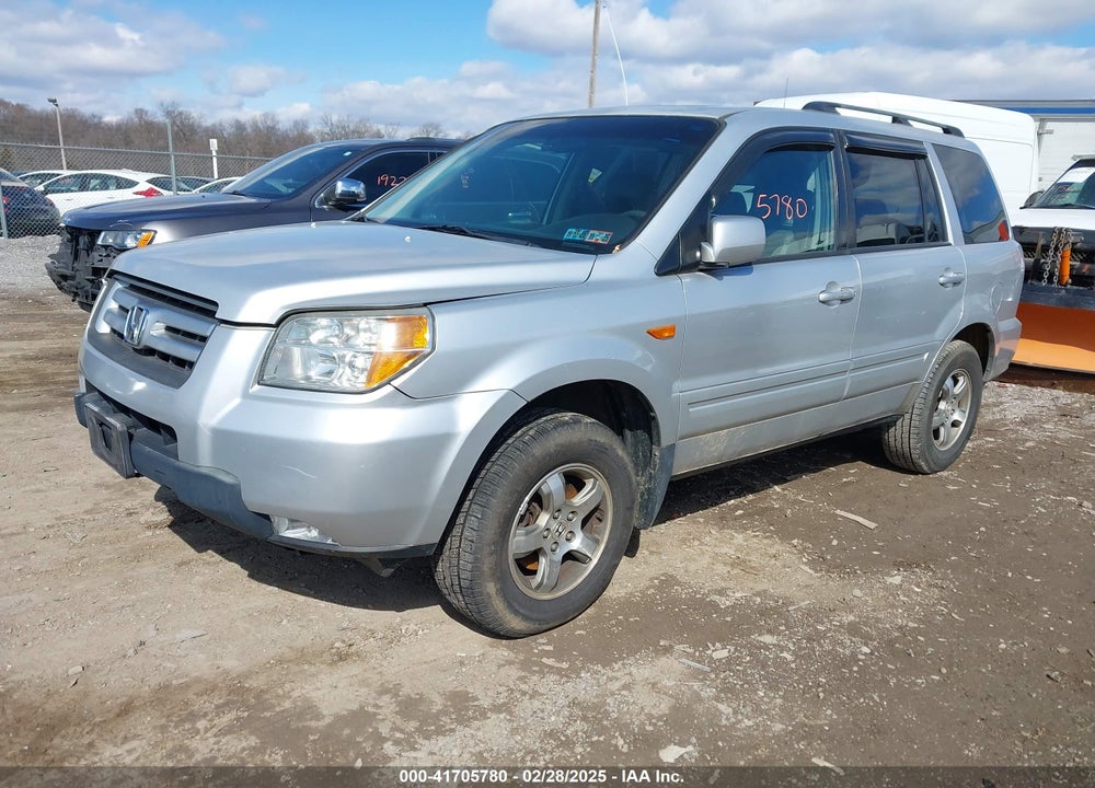 2006 HONDA PILOT EX-L VIN: 5FNYF18606B013776