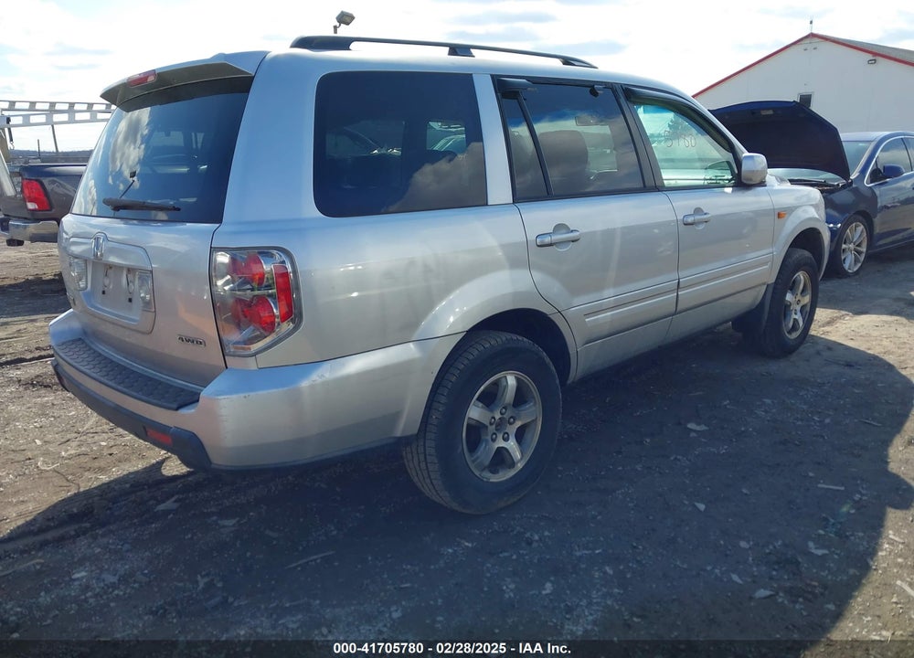 2006 HONDA PILOT EX-L VIN: 5FNYF18606B013776
