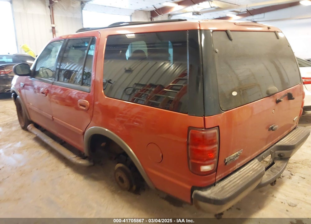 2002 FORD EXPEDITION XLT VIN: 1FMRU15L22LA35267