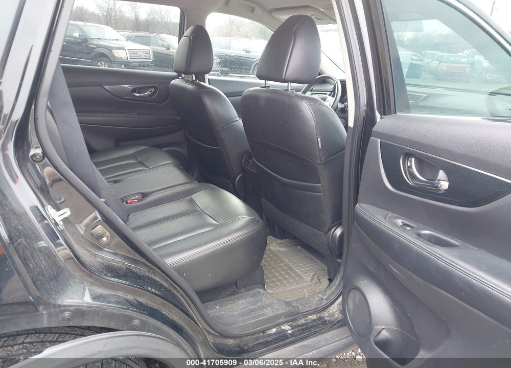 2016 NISSAN ROGUE VIN: KNMAT2MV5GP713202