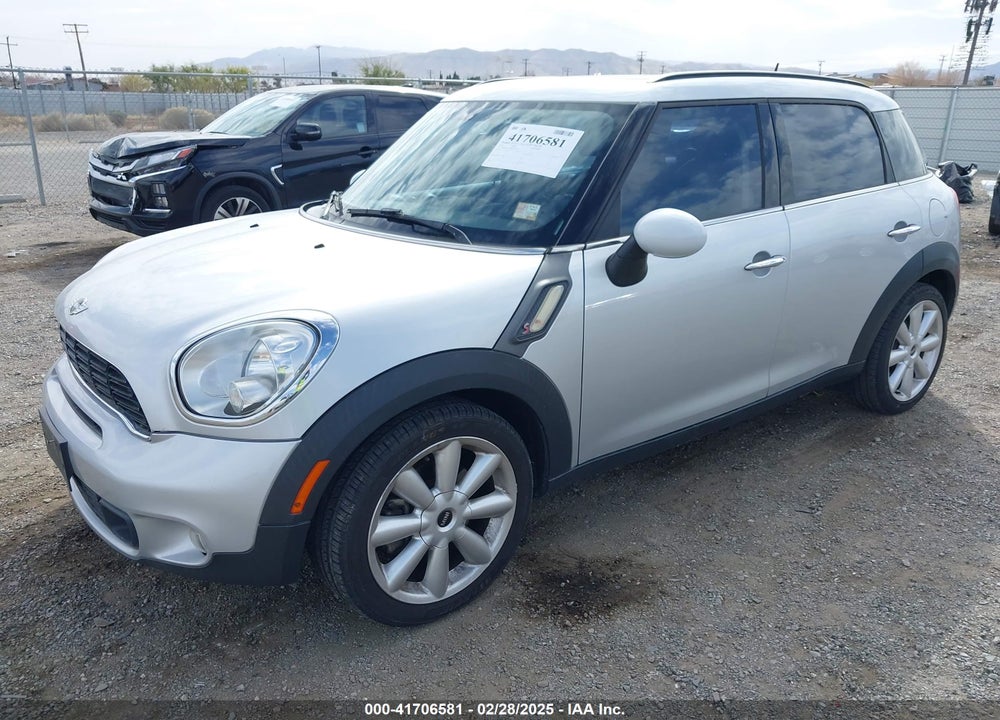 2013 MINI COUNTRYMAN COOPER S VIN: WMWZC3C58DWP23103