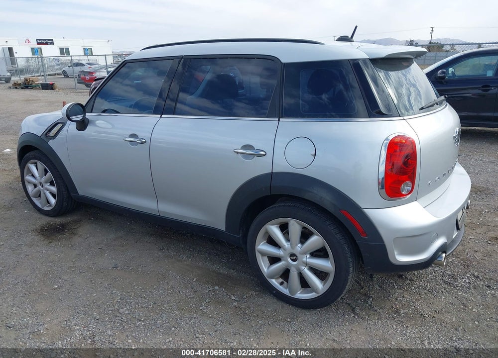 2013 MINI COUNTRYMAN COOPER S VIN: WMWZC3C58DWP23103