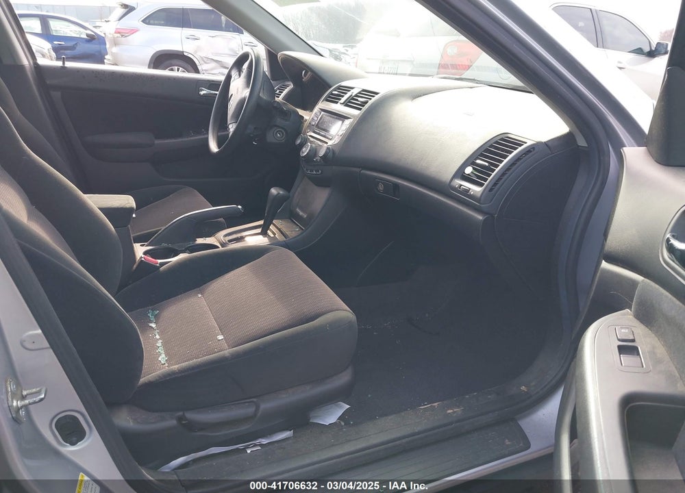 2004 HONDA ACCORD VIN: 1HGCM66344A047636