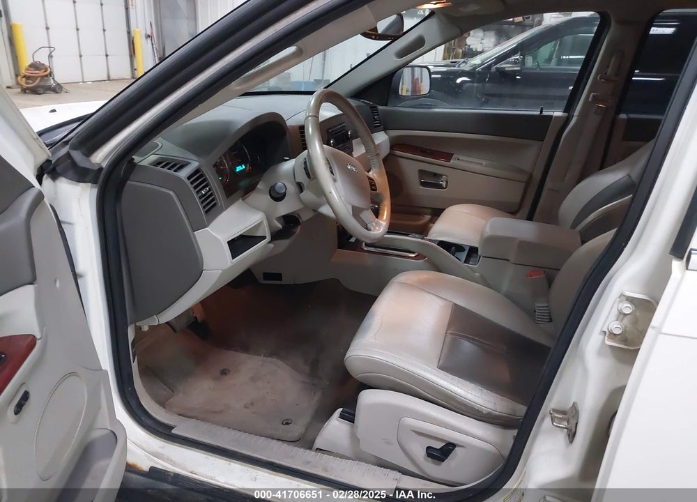 2005 JEEP GRAND CHEROKEE LIMITED VIN: 1J4HR58N95C629567