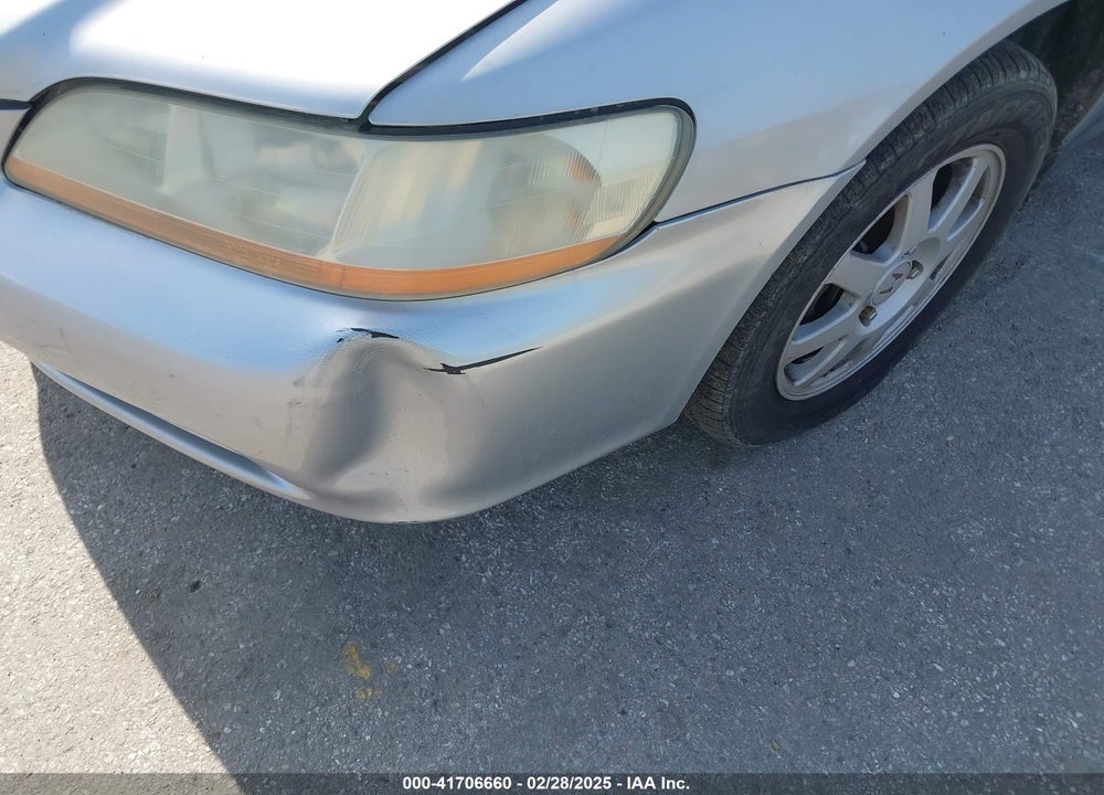 2002 HONDA ACCORD 2.3 EX/2.3 SE VIN: 1HGCG66872A129294