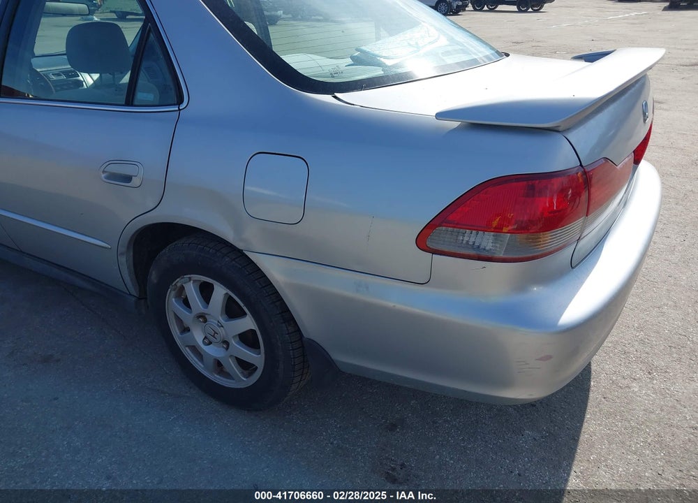 2002 HONDA ACCORD 2.3 EX/2.3 SE VIN: 1HGCG66872A129294