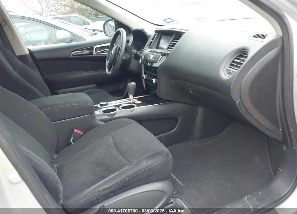 2015 NISSAN PATHFINDER VIN: 5N1AR2MM8FC701178