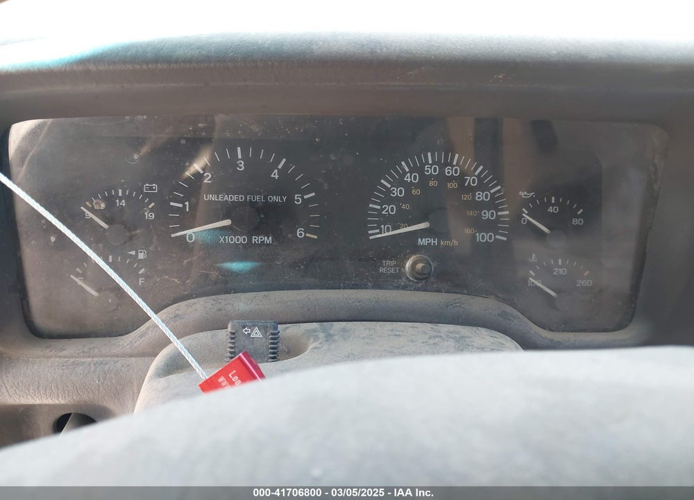 1999 JEEP CHEROKEE SE VIN: 1J4FF28S5XL520501
