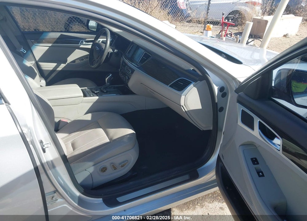 2015 HYUNDAI GENESIS 3.8 VIN: KMHGN4JEXFU017256