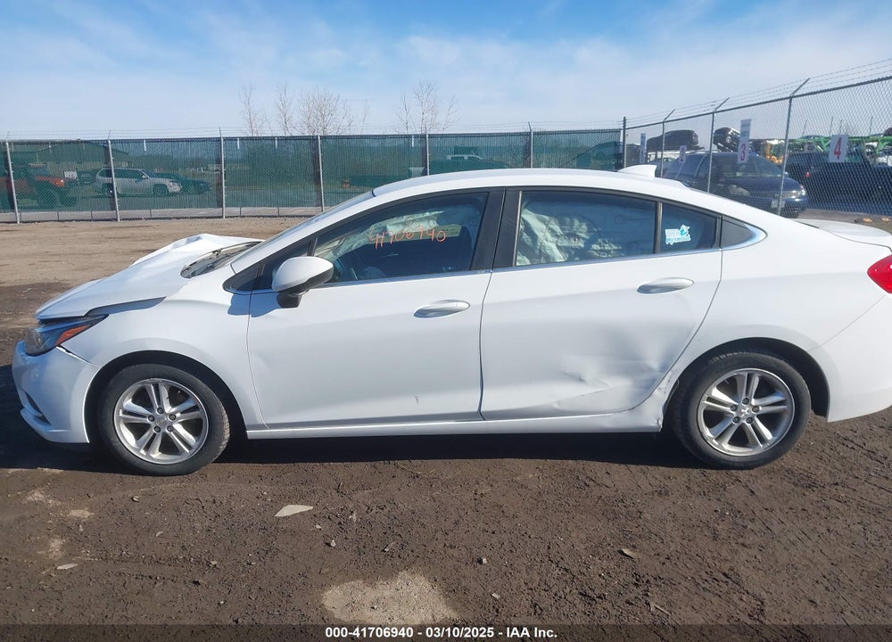 2017 CHEVROLET CRUZE VIN: 1G1BE5SM7H7215779