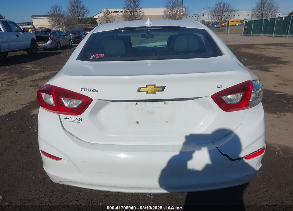 2017 CHEVROLET CRUZE VIN: 1G1BE5SM7H7215779