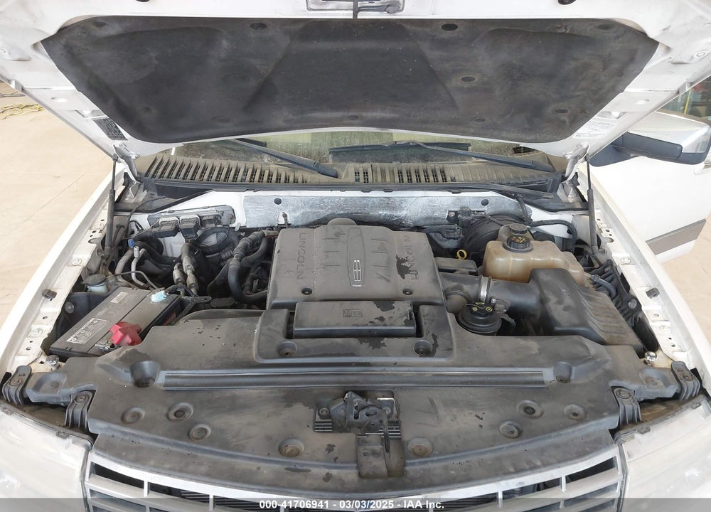 2007 LINCOLN NAVIGATOR ULTIMATE VIN: 5LMFU28517LJ07327