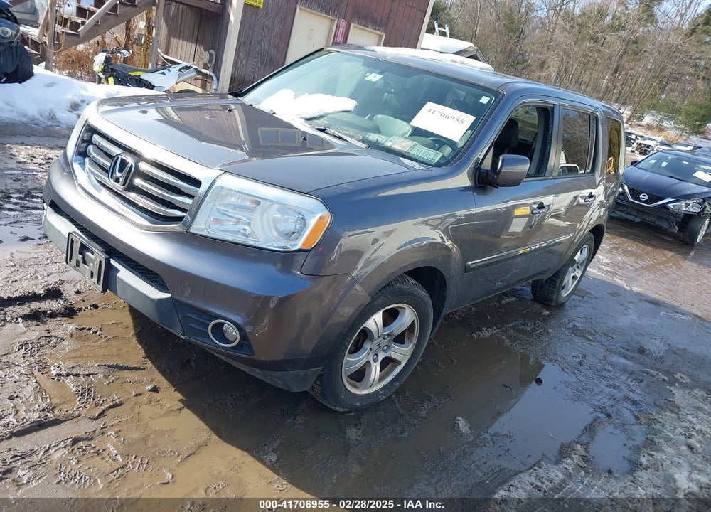 2015 HONDA PILOT EX-L VIN: 5FNYF4H79FB043787