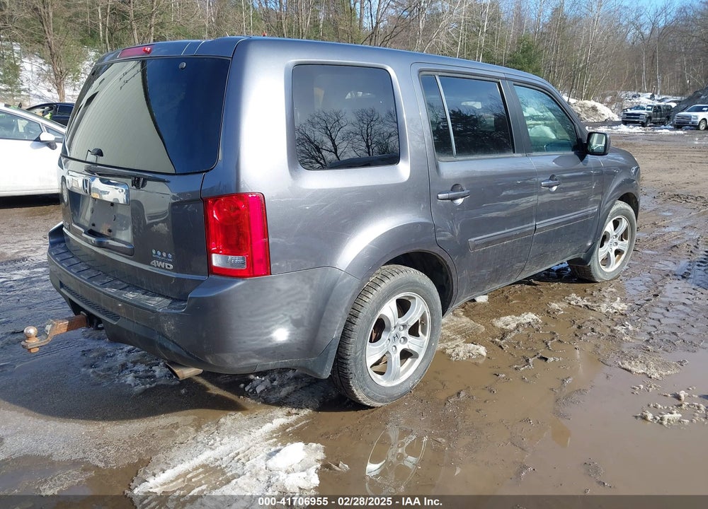2015 HONDA PILOT EX-L VIN: 5FNYF4H79FB043787