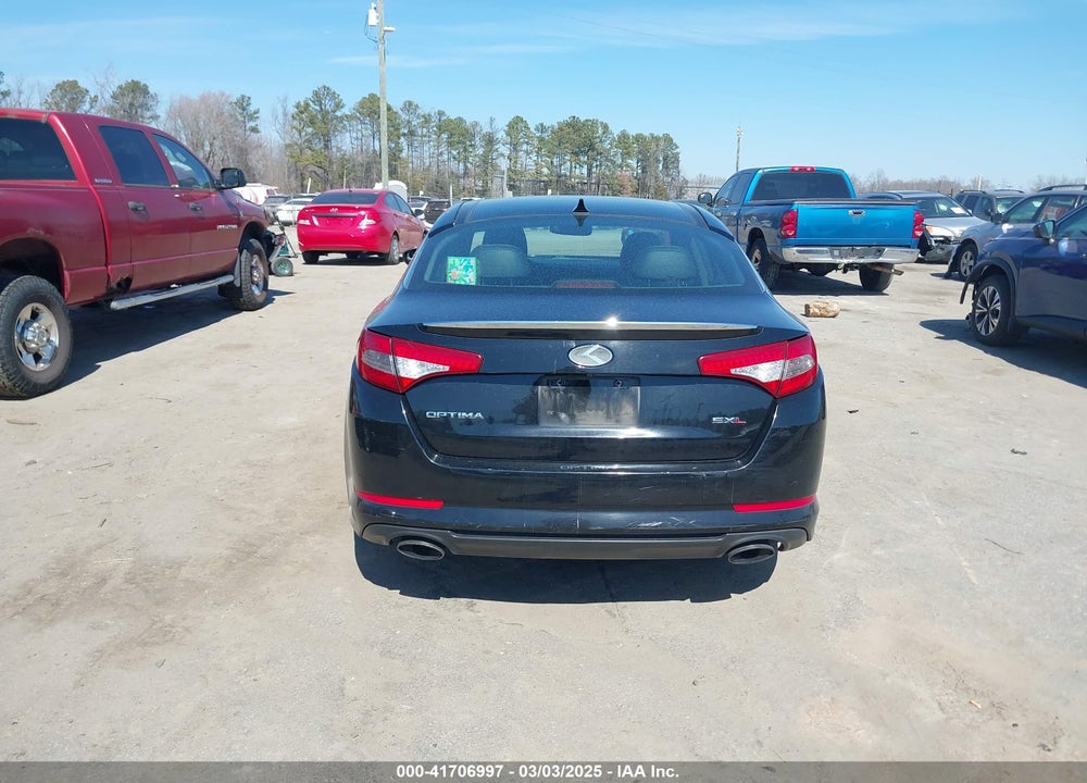 2013 KIA OPTIMA VIN: 5XXGR4A62DG111152