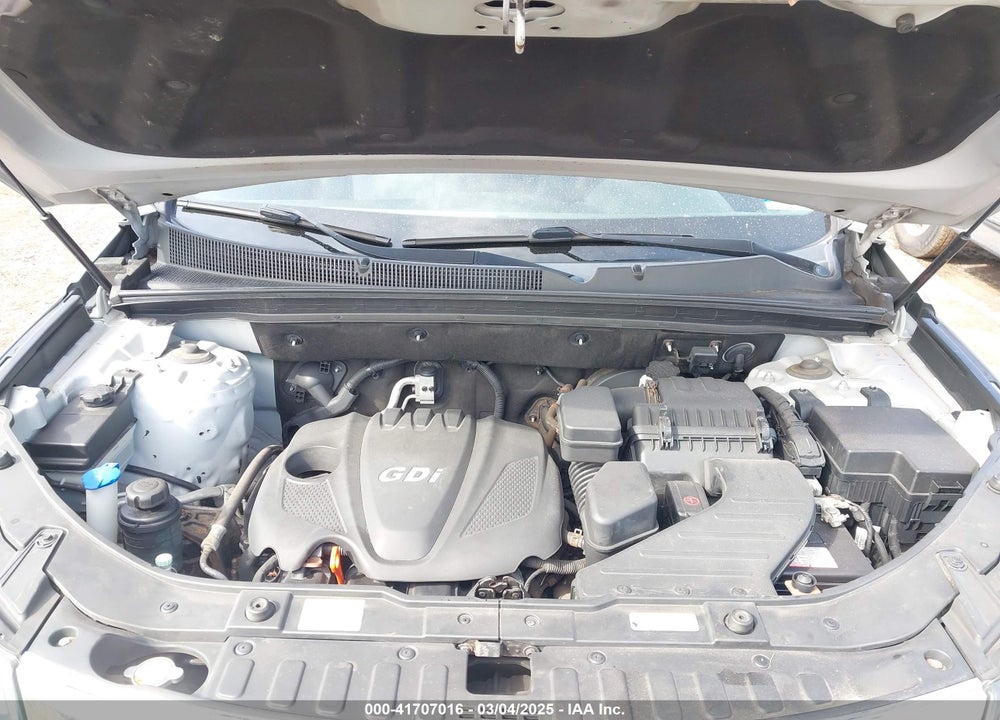 2012 KIA SORENTO LX VIN: 5XYKTCA69CG271965