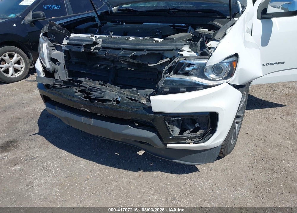 2021 CHEVROLET COLORADO 4WD SHORT BOX LT VIN: 1GCGTCEN0M1111868