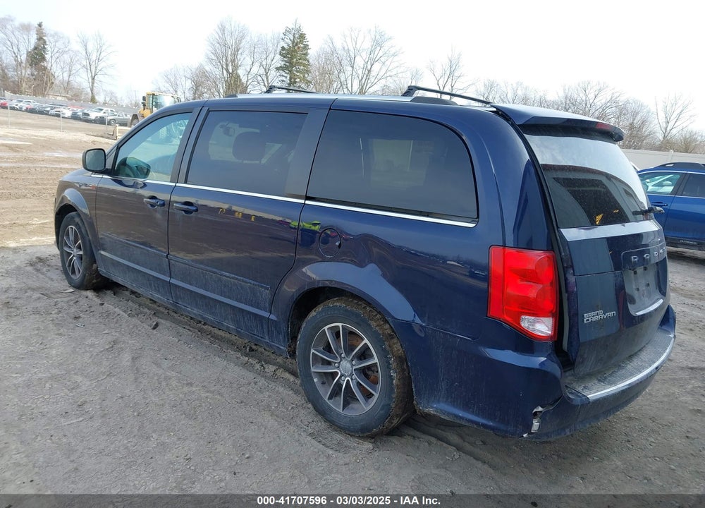 2017 DODGE GRAND CARAVAN SXT VIN: 2C4RDGCG8HR750163