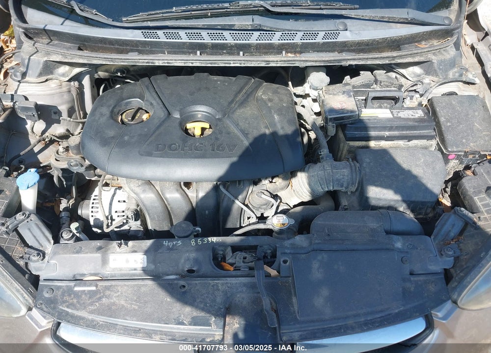 2013 HYUNDAI ELANTRA VIN: 5NPDH4AE7DH381060