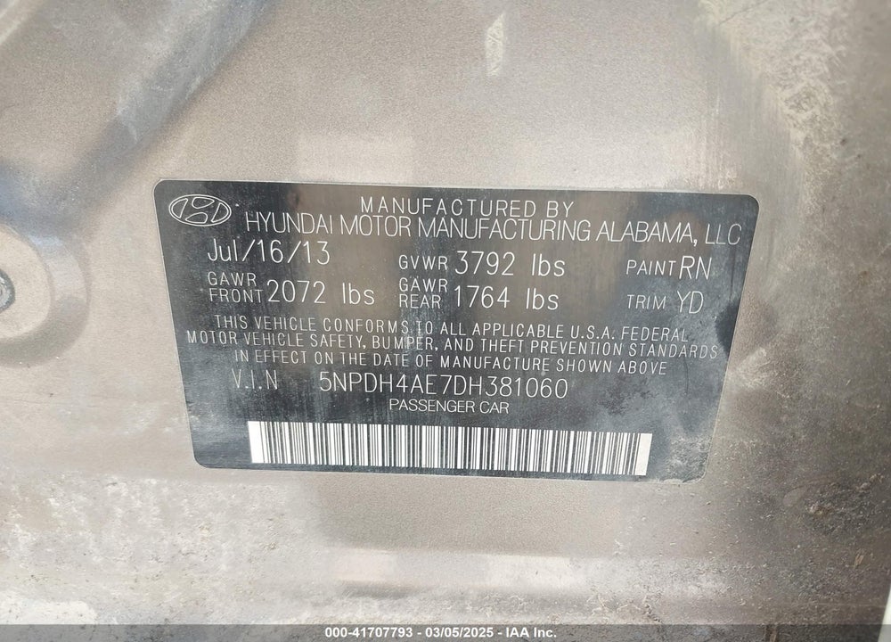 2013 HYUNDAI ELANTRA VIN: 5NPDH4AE7DH381060