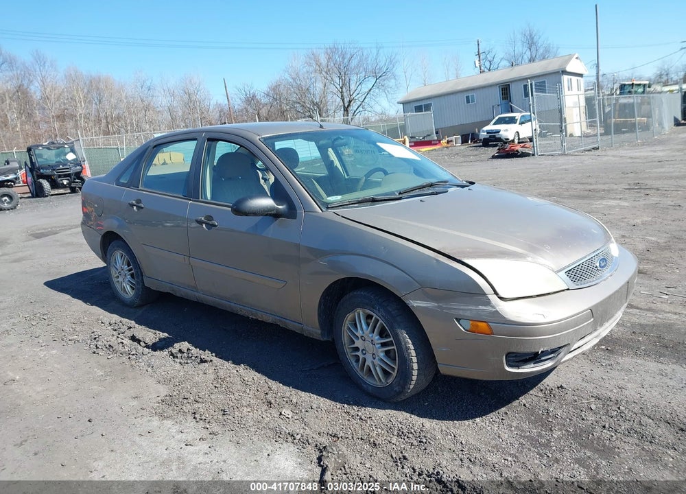 2005 FORD FOCUS ZX4 VIN: 1FAFP34N85W266566