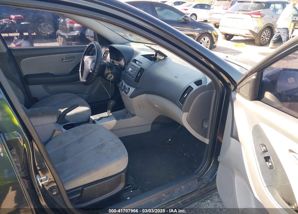 2008 HYUNDAI ELANTRA VIN: KMHDU46D38U500337