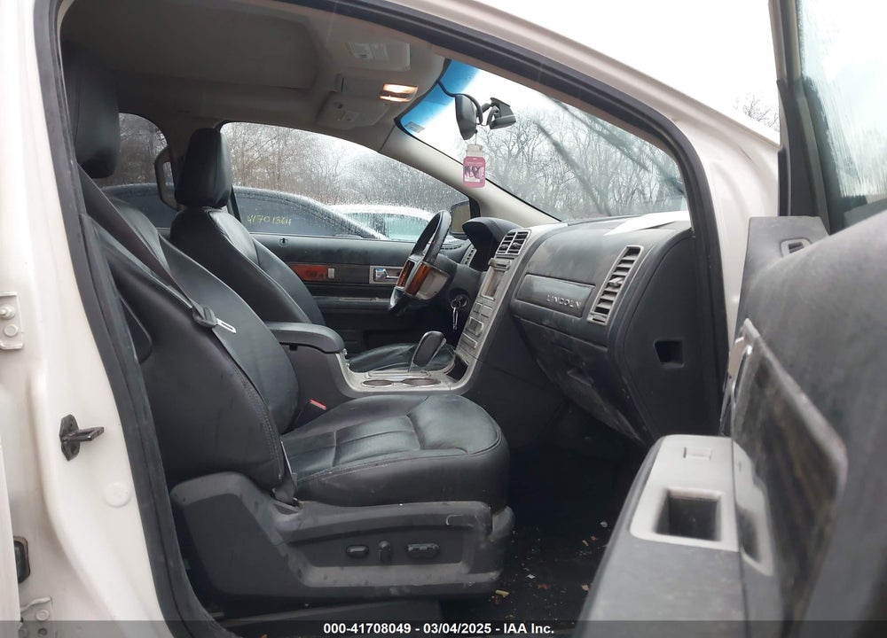 2007 LINCOLN MKX VIN: 2LMDU88C47BJ32867