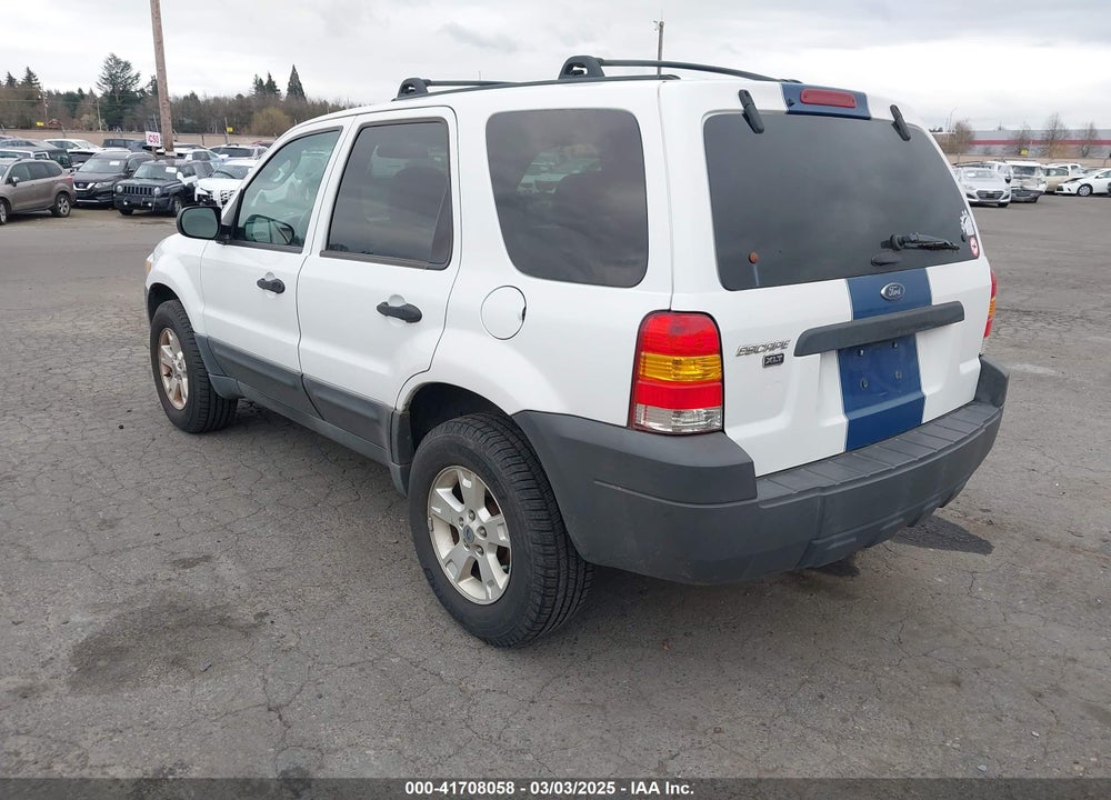 2005 FORD ESCAPE XLT VIN: 1FMYU93105KA75028