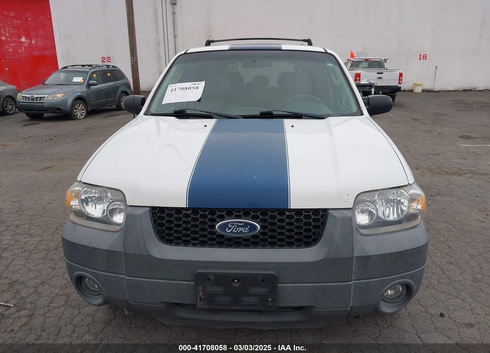2005 FORD ESCAPE XLT VIN: 1FMYU93105KA75028