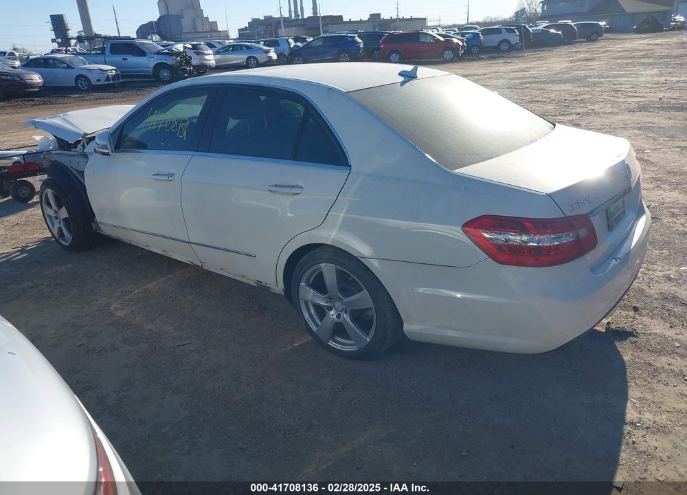 2010 MERCEDES-BENZ E 350 VIN: WDDHF8HB7AA111622