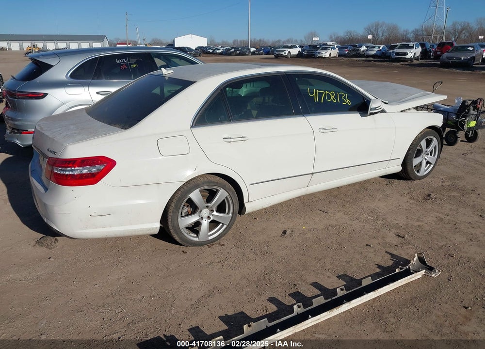 2010 MERCEDES-BENZ E 350 VIN: WDDHF8HB7AA111622