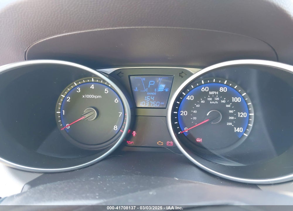 2014 HYUNDAI TUCSON SE VIN: KM8JUCAG7EU802658