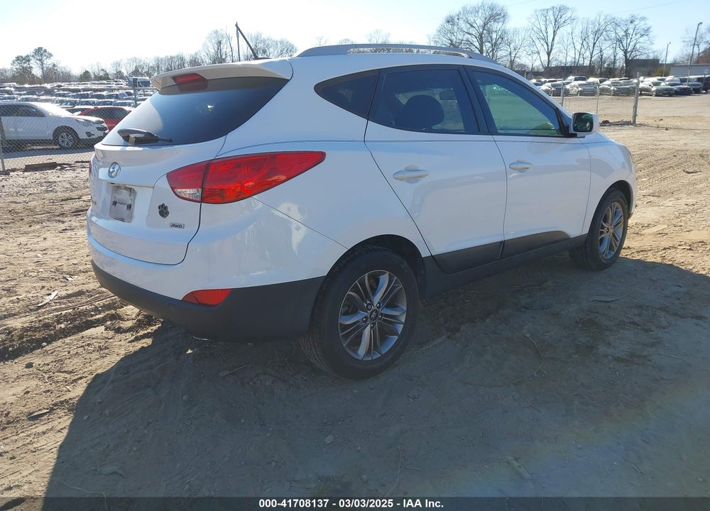 2014 HYUNDAI TUCSON SE VIN: KM8JUCAG7EU802658