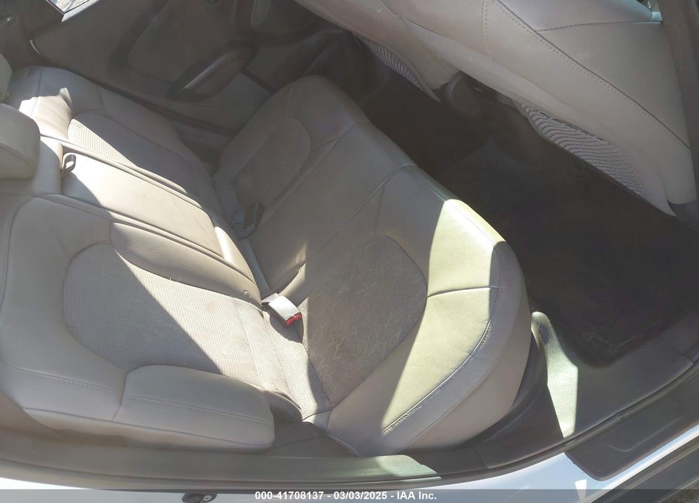 2014 HYUNDAI TUCSON SE VIN: KM8JUCAG7EU802658