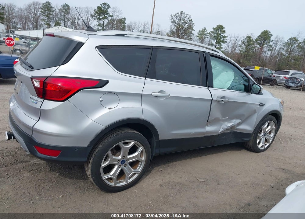 2019 FORD ESCAPE VIN: 1FMCU9J91KUA91323