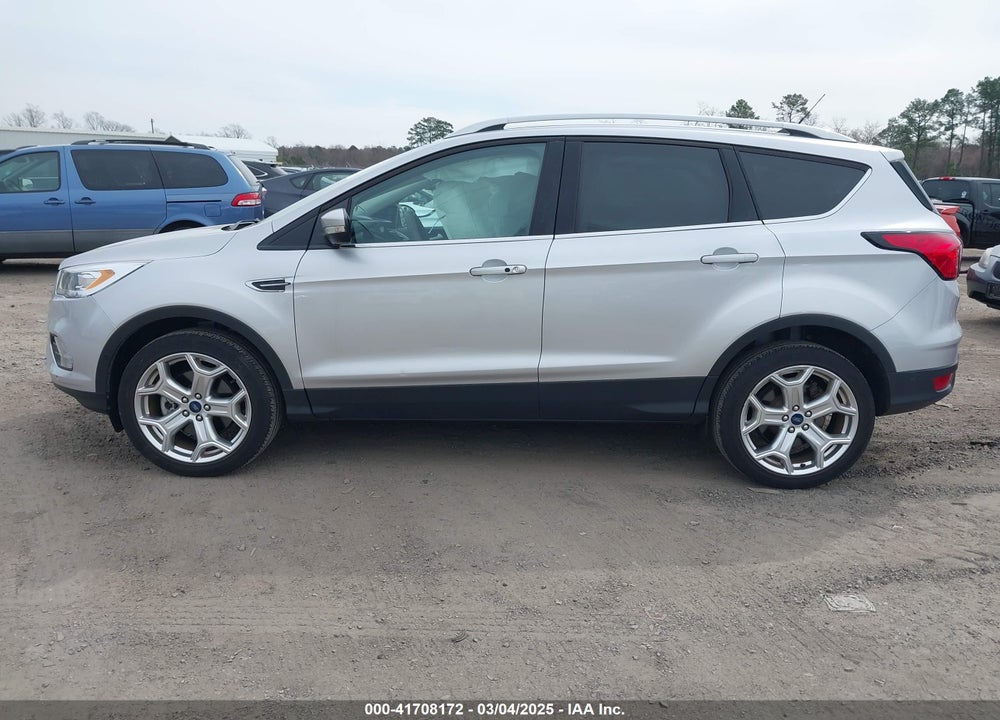 2019 FORD ESCAPE VIN: 1FMCU9J91KUA91323