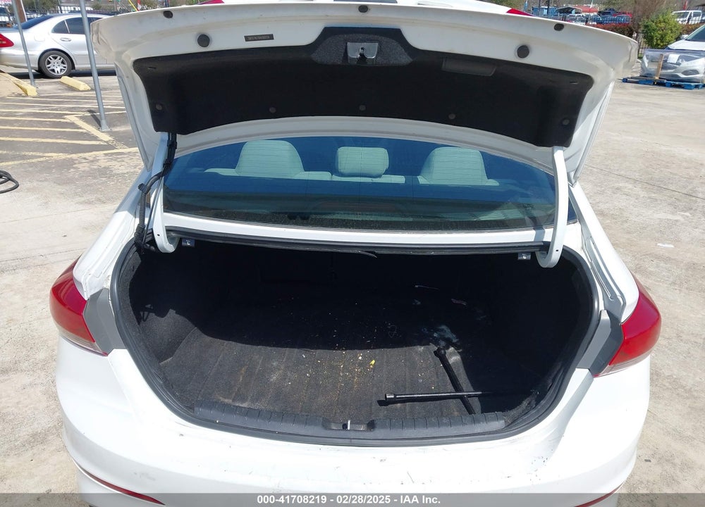2017 HYUNDAI ELANTRA SE VIN: 5NPD74LF8HH160159