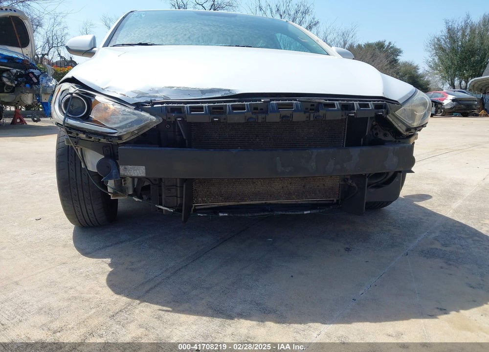 2017 HYUNDAI ELANTRA SE VIN: 5NPD74LF8HH160159