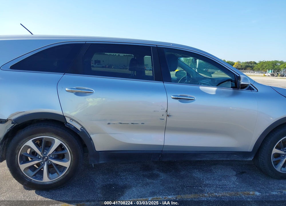 2020 KIA SORENTO VIN: 5XYPG4A53LG620366
