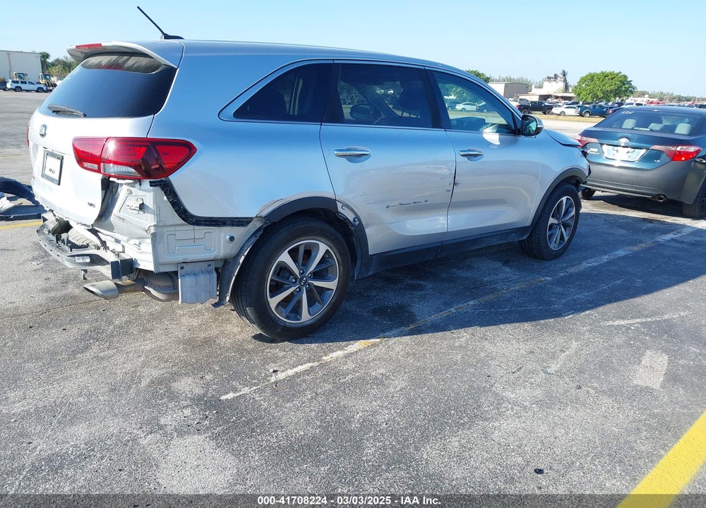 2020 KIA SORENTO VIN: 5XYPG4A53LG620366