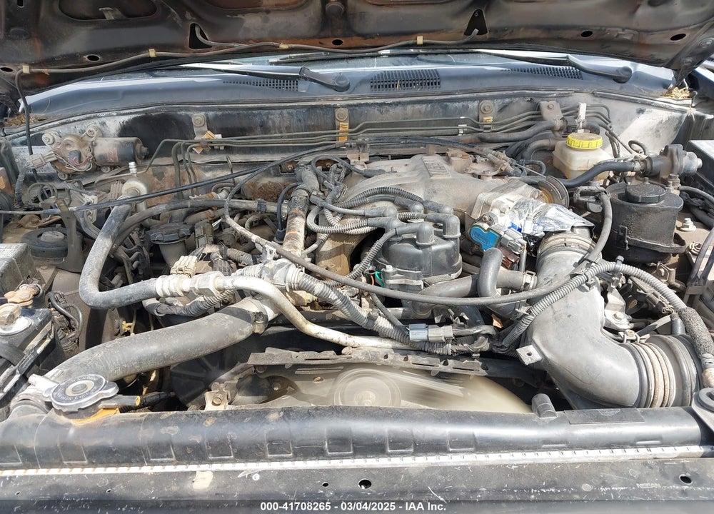 1997 NISSAN PATHFINDER VIN: JN8AR05Y0VW173132