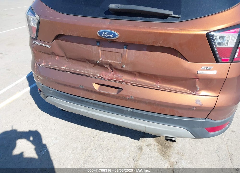 2017 FORD ESCAPE VIN: 1FMCU0GD7HUC87802