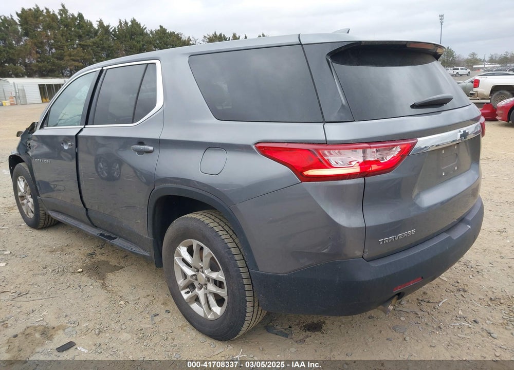 2018 CHEVROLET TRAVERSE LS VIN: 1GNERFKW4JJ248576